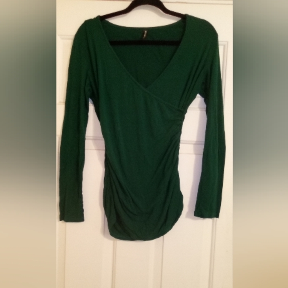 Forest Green V Neck Long Sleeve Ruched Blouse Size 7/9 By Allegrace Size Medium